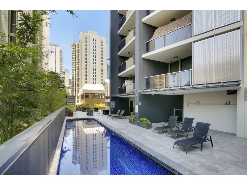 3806 – 70 Mary St, Brisbane City QLD 4000