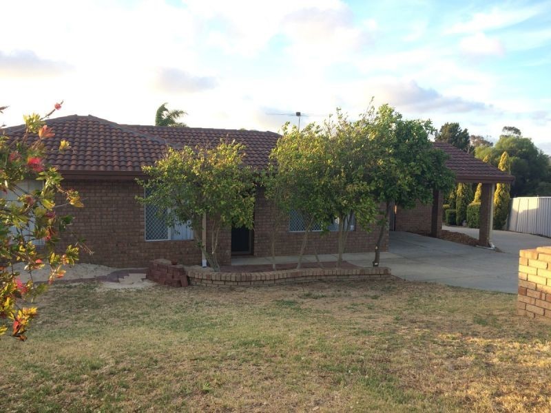 6 Lebeo Ct, Heathridge WA 6027