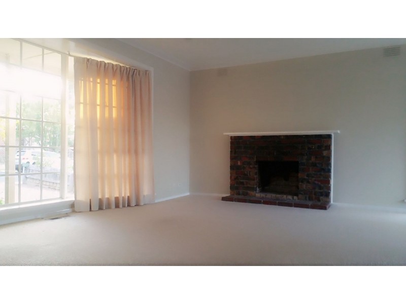 19 Ascot St, Doncaster East VIC 3109
