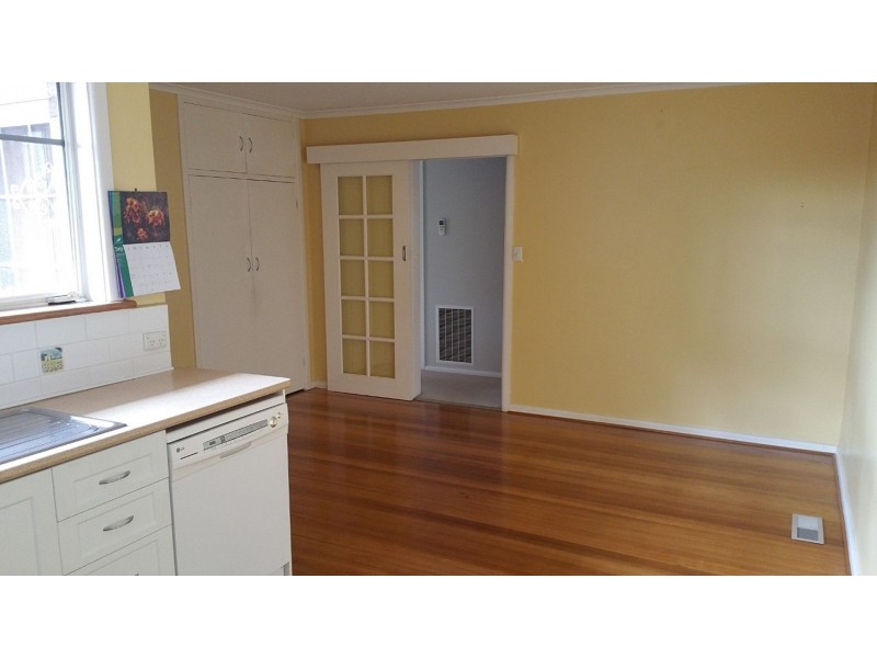 19 Ascot St, Doncaster East VIC 3109