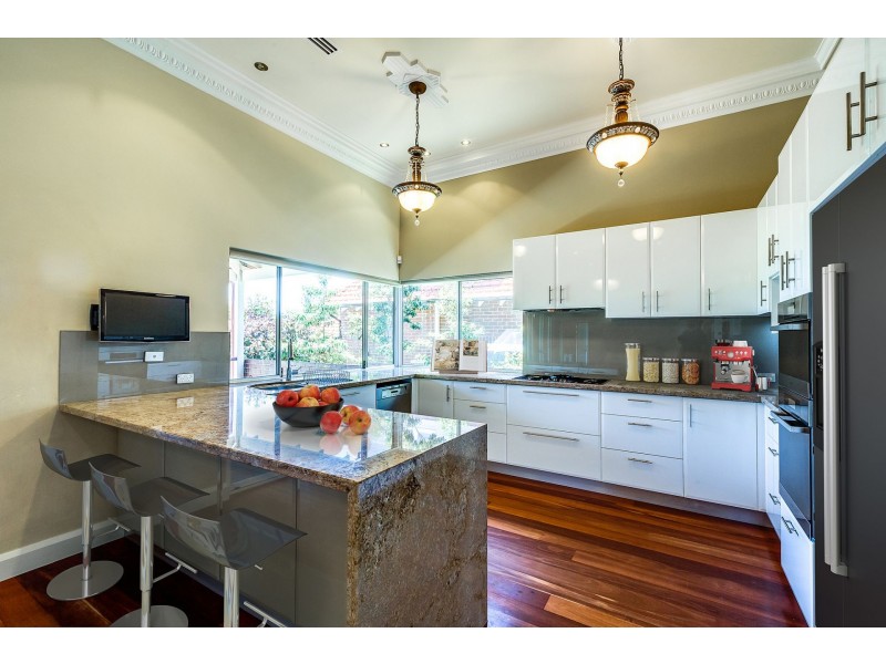 50 Woodroyd St, Mount Lawley WA 6050