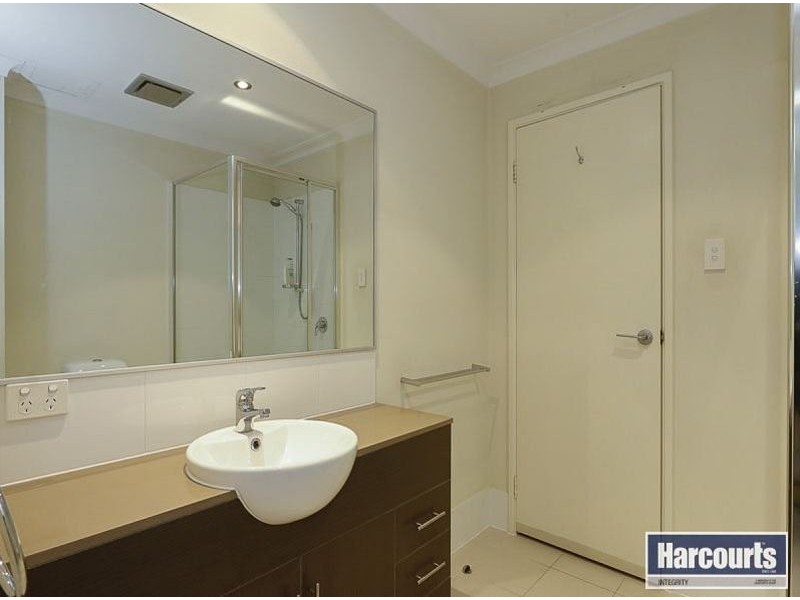 2/226 Beaufort St, Perth WA 6000