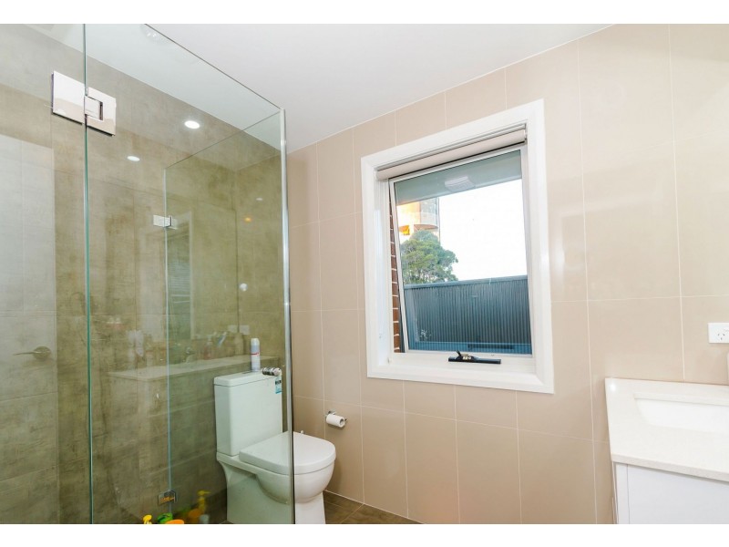 56a Liddiard St, Ropes Crossing NSW 2760