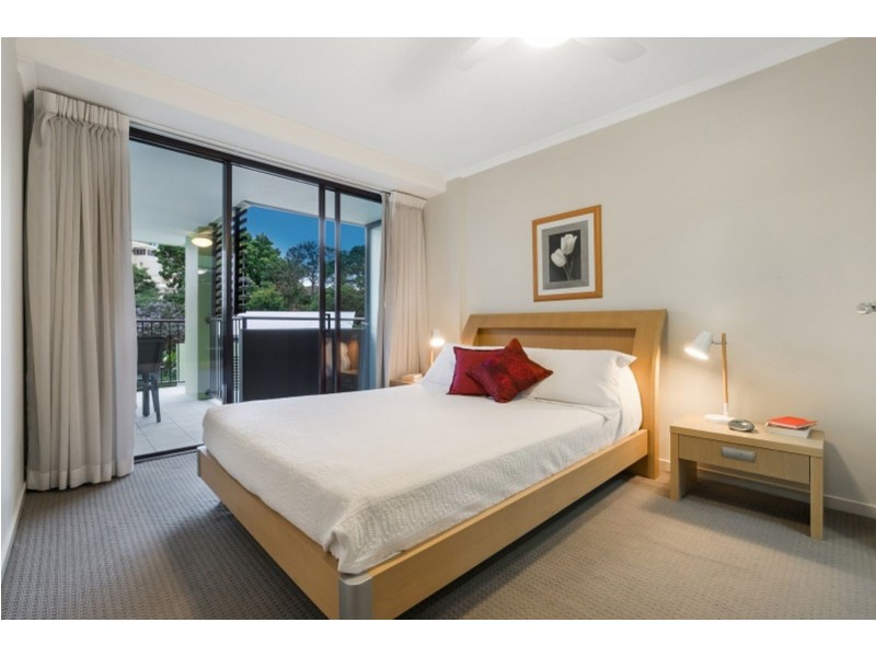 112/8 Land St, Toowong QLD 4066
