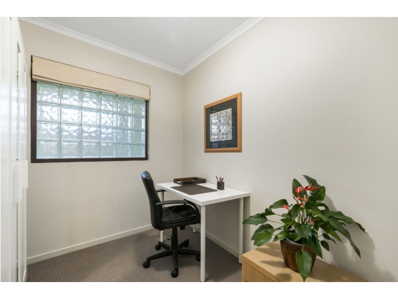 112/8 Land St, Toowong QLD 4066