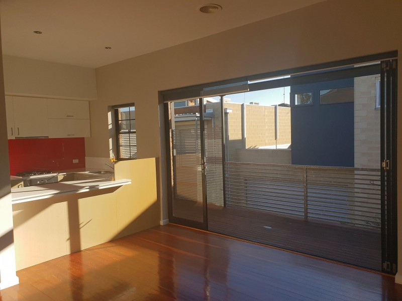 2/15 Munro St, Kew East VIC 3102