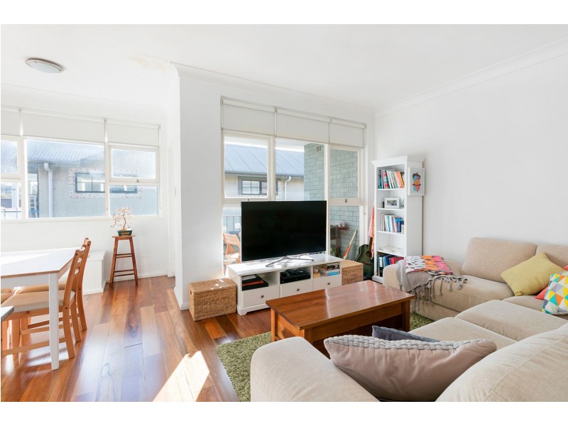 7/83 Carrington Pde, Curl Curl NSW 2096