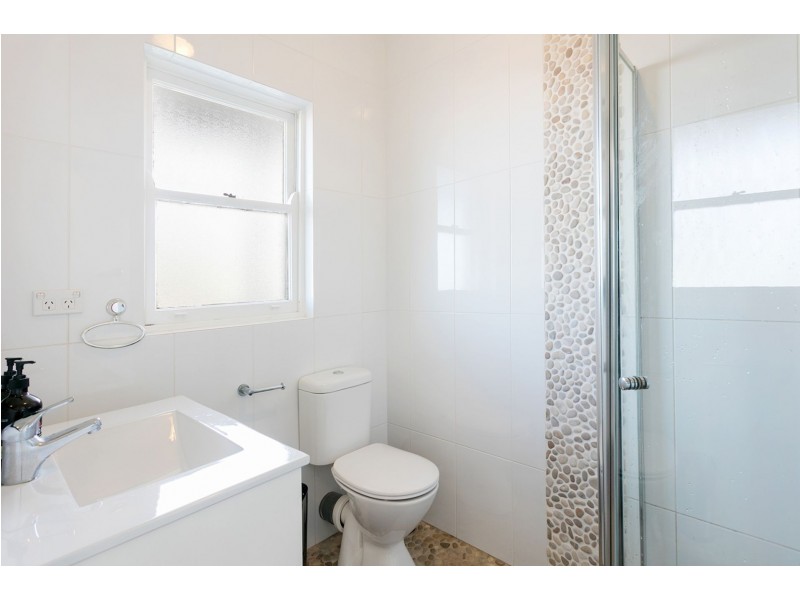 7/83 Carrington Pde, Curl Curl NSW 2096