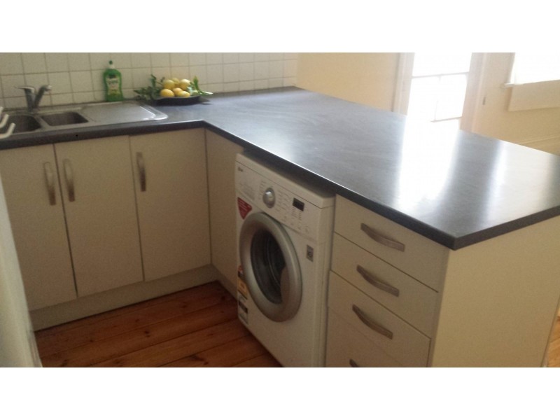 24 Gray St, Adelaide SA 5000