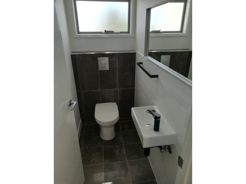 25 Bellevue Pde, Taringa QLD 4068