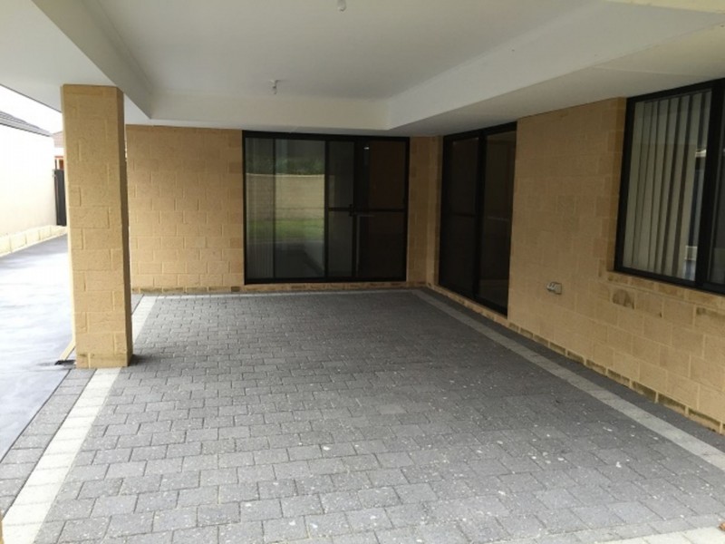 46 Pebble Bush Dr, Canning Vale WA 6155