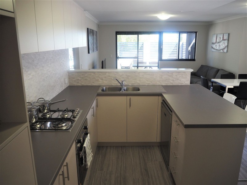 10E Page Ave, Bentley WA 6102