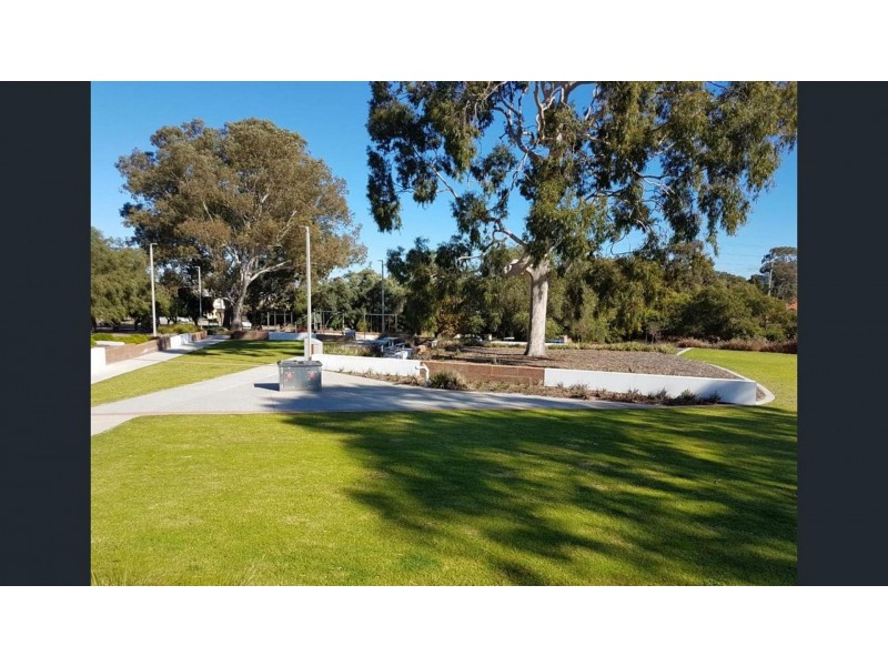 10E Page Ave, Bentley WA 6102