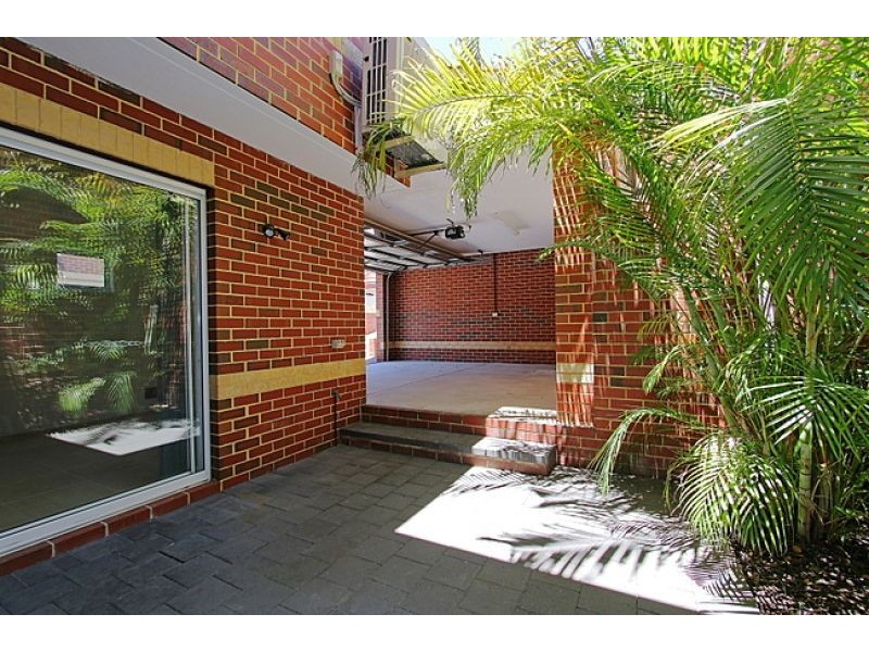 2/8-10 Salford St, Victoria Park WA 6100