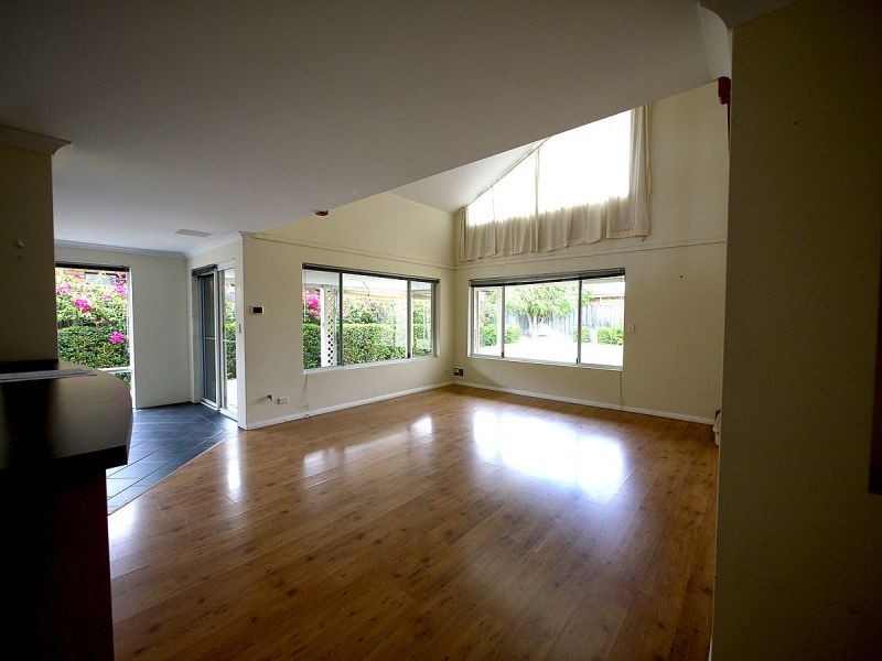 58 Westgrove Dr, Ellenbrook WA 6069