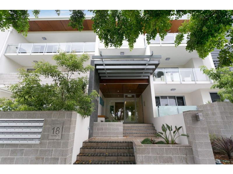 11/18 Barramul St, Bulimba QLD 4171