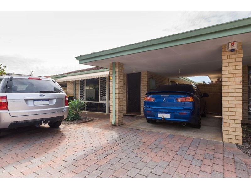 4/197 Walter Rd, Dianella WA 6059