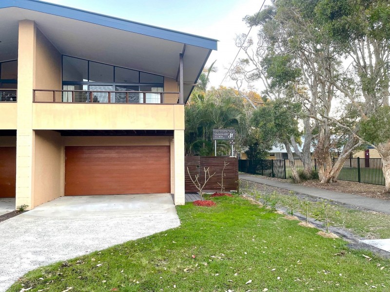 1/23 Byron St, Lennox Head NSW 2478