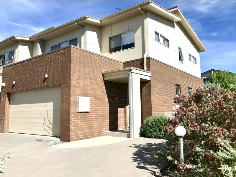 4/3 Deasey Cl, Casey ACT 2913