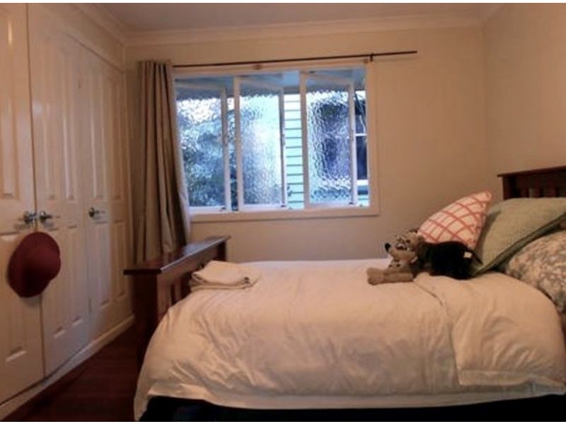 14 Collings St, Balmoral QLD 4171