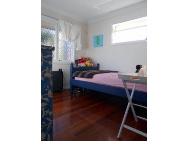 14 Collings St, Balmoral QLD 4171