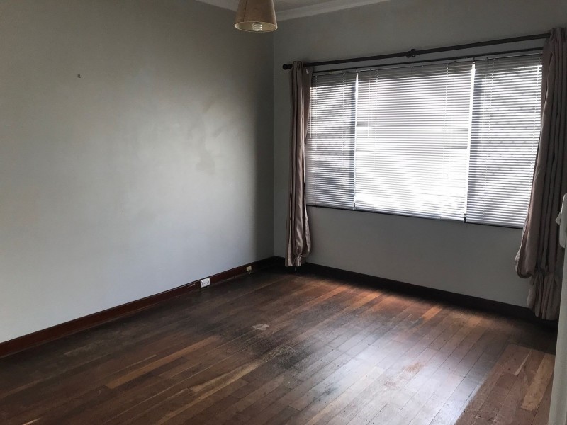 27 Sanderson St, Embleton WA 6062