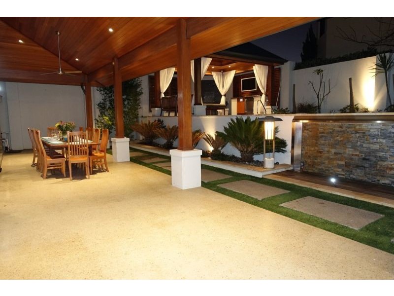 76a Alderbury St, Floreat WA 6014