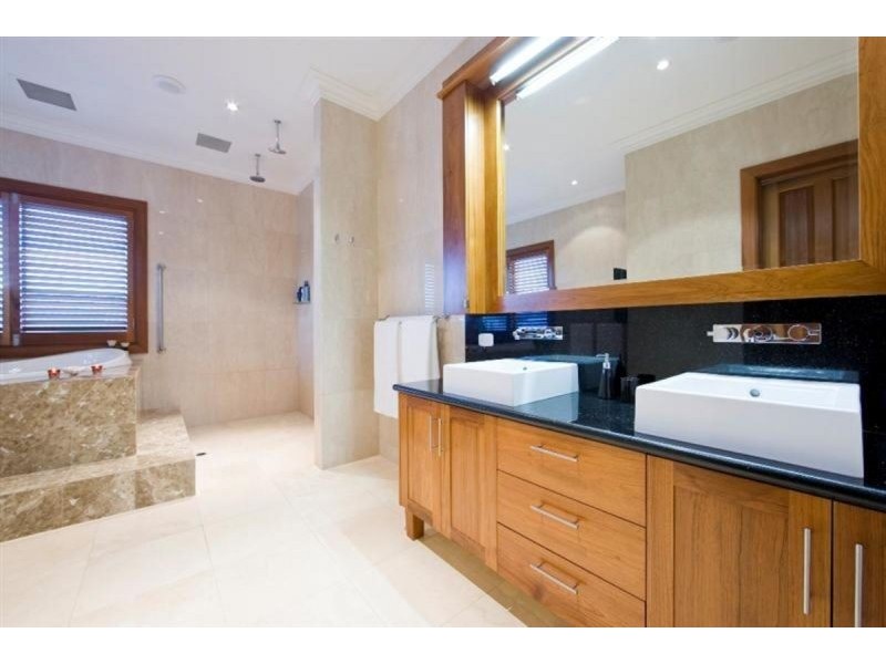 76a Alderbury St, Floreat WA 6014