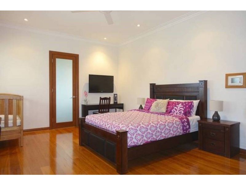 76a Alderbury St, Floreat WA 6014