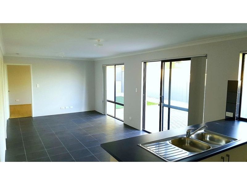 168 Railway Pde, Bayswater WA 6053