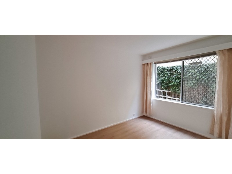8/68 Alma Rd, St Kilda VIC 3182