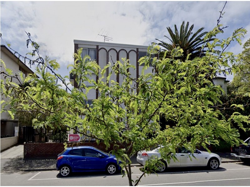 8/68 Alma Rd, St Kilda VIC 3182