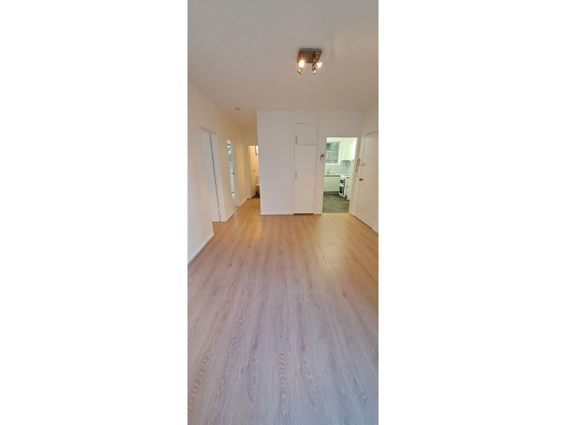 8/68 Alma Rd, St Kilda VIC 3182