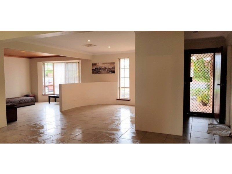 91 Aulberry Pde, Leeming WA 6149