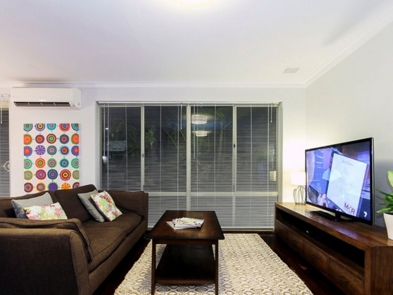 42 Hendon Way, Hamersley WA 6022