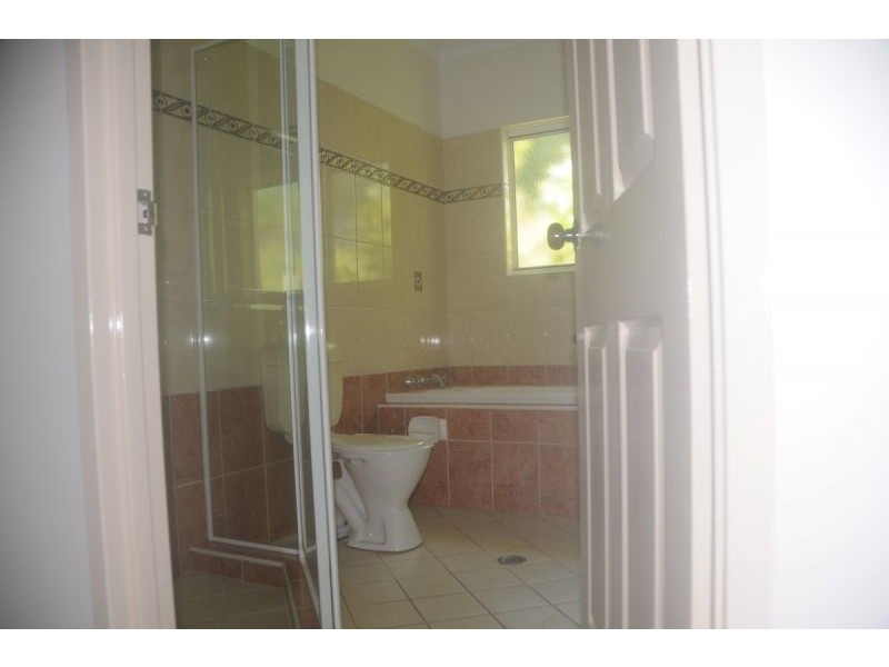 Rosebery NT 0832