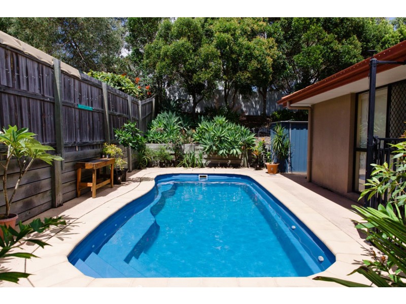 11 Eastern Rise, Little Mountain QLD 4551