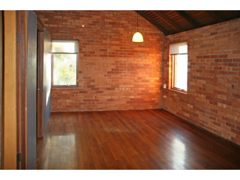 2a Raphael St, Subiaco WA 6008