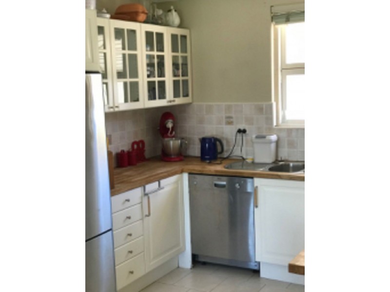 122 Jarrah Rd, St James WA 6102