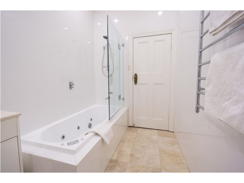 1/23 Holbrook Ave, Kirribilli NSW 2061