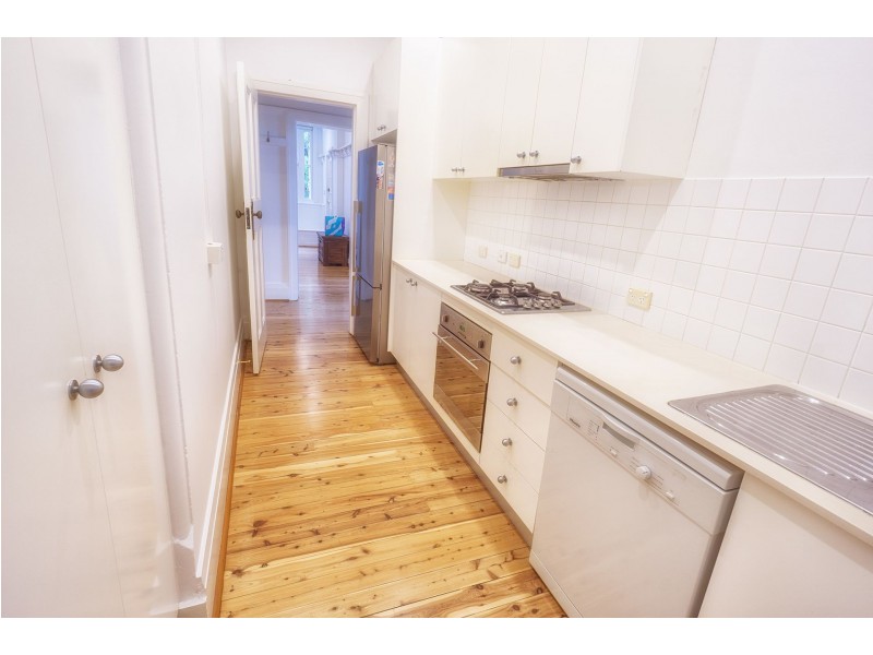 1/23 Holbrook Ave, Kirribilli NSW 2061