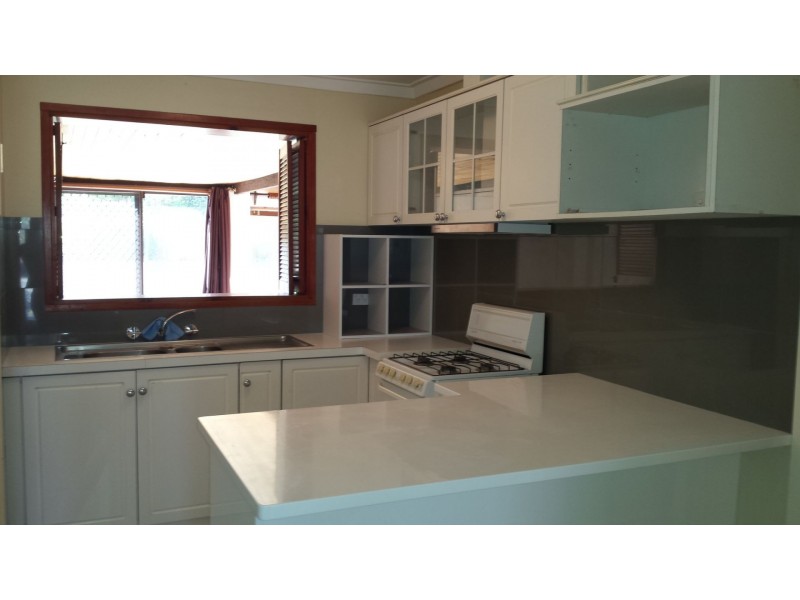 10 Elizabeth Rd, Wanneroo WA 6065