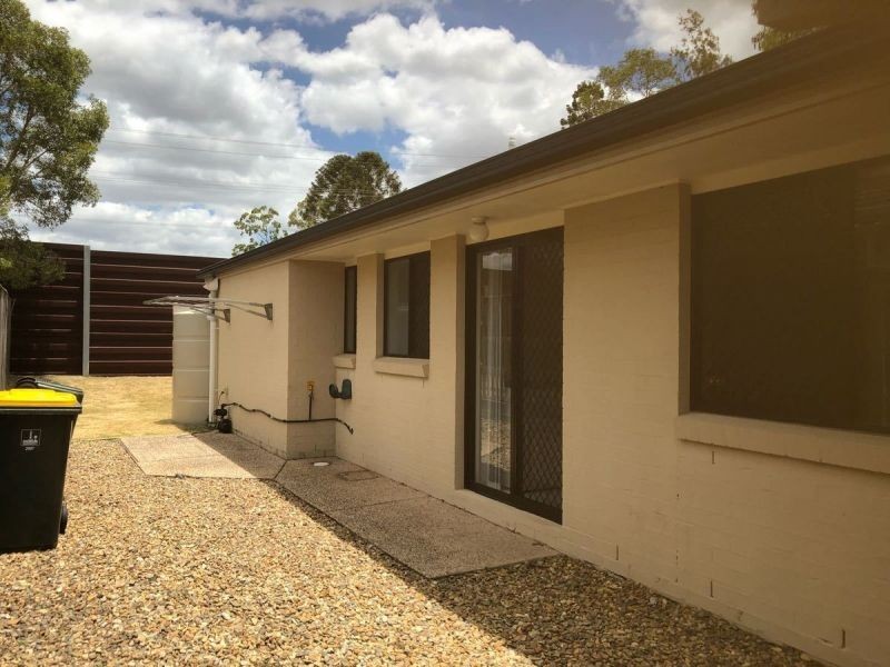 27 Juniper St, Heathwood QLD 4110