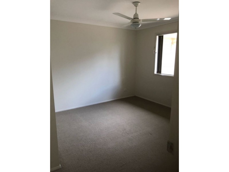 27 Juniper St, Heathwood QLD 4110
