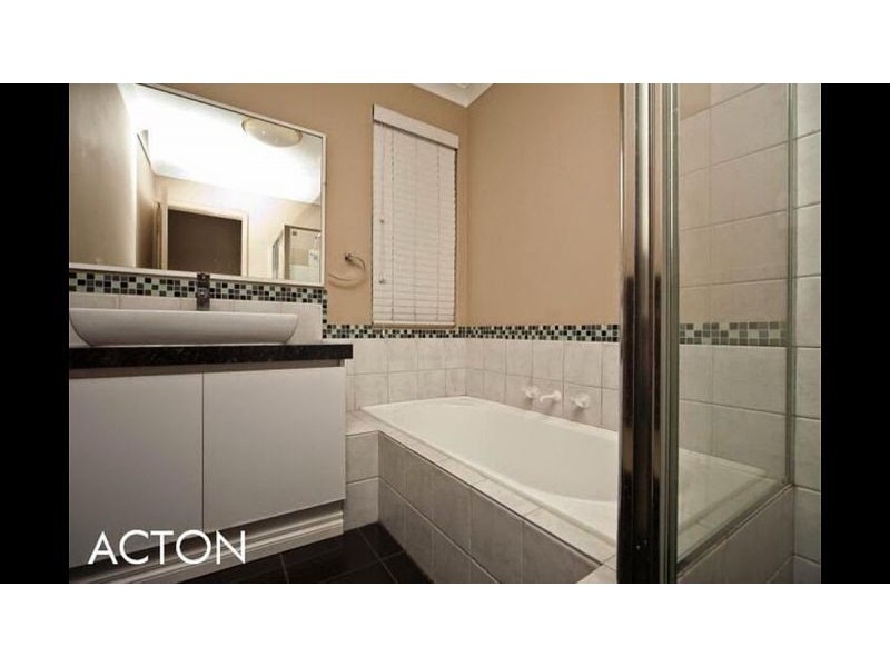 32A Toowong St, Bayswater WA 6053