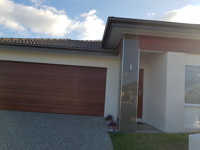 10 Quiet Ct, Springfield Lakes QLD 4300