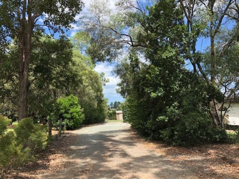 684 Caboolture River Rd, Upper Caboolture QLD 4510