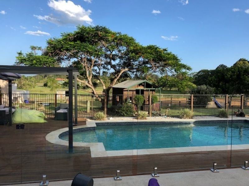 684 Caboolture River Rd, Upper Caboolture QLD 4510