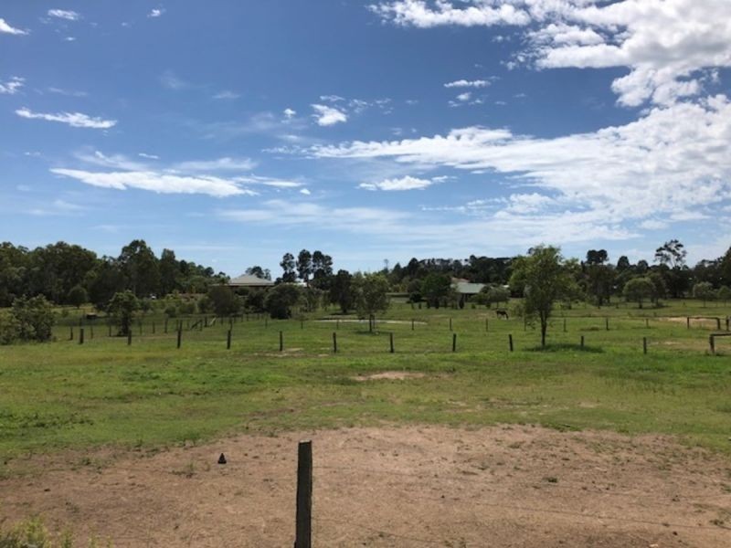 684 Caboolture River Rd, Upper Caboolture QLD 4510