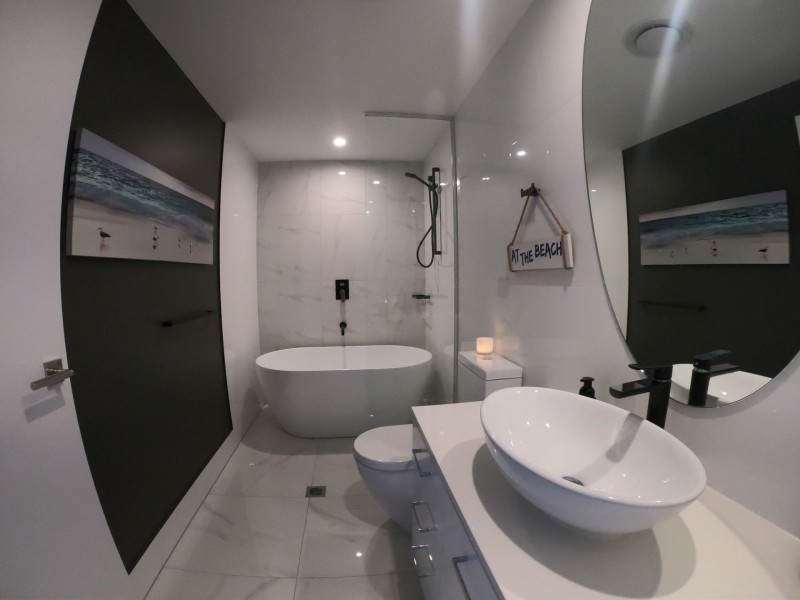 3105/5 Harbour Side Ct, Biggera Waters QLD 4216